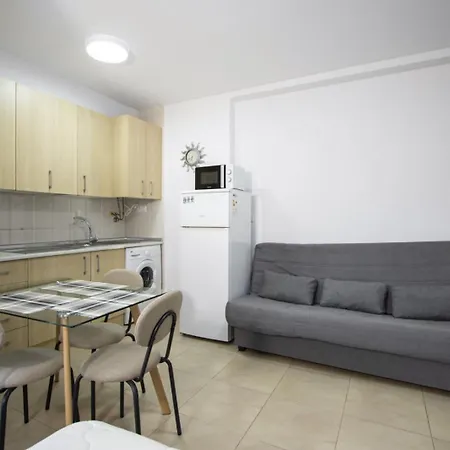 Apartment Joven Pura Id124 *