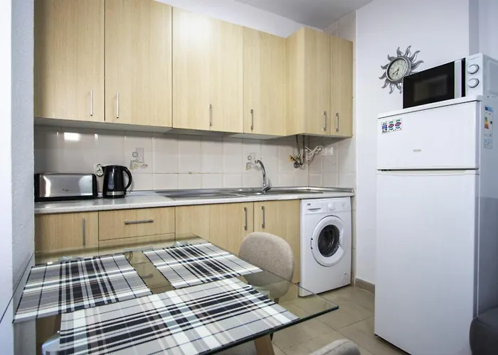 Joven Pura Id124 * Torrevieja